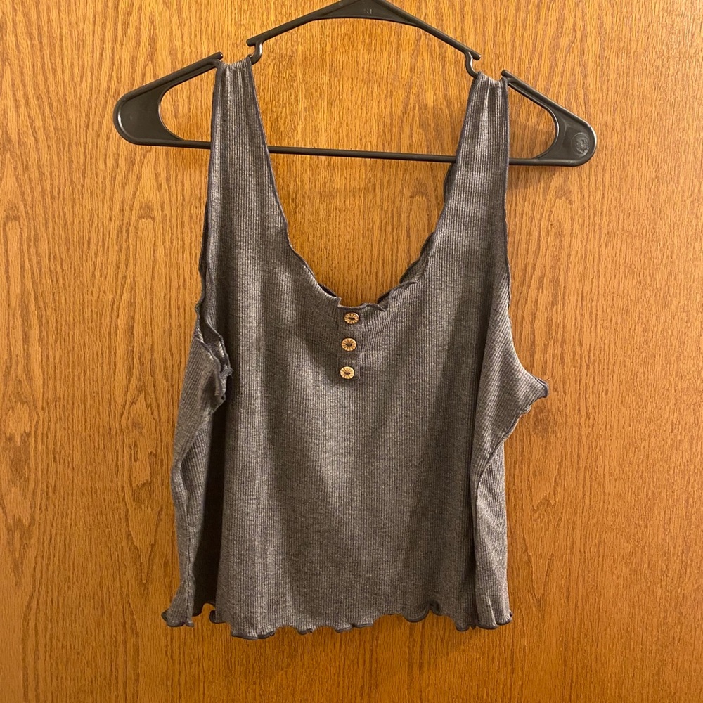 Cropped tank